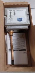 1 NEW JOHNSON CONTROLS P77AAW-9800 PRESSURE CONTROL SWITCH NIB/NNB *MAKE OFFER*