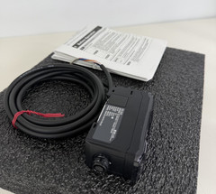 Keyence FD-XA1 Clamp-On Flow Sensor