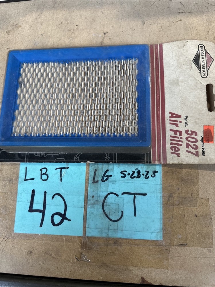 OEM Briggs & Stratton 397795 Air Filter NOS