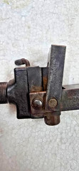 226400B OIL INJECTOR USED DAMAGE incomplete 2 PART MISSING SKF SWEDEN 226400 B