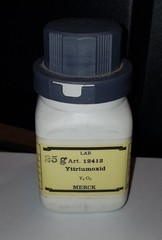 25g – Pure Yttrium Oxide (Y2O3) – Coating material – Original, sealed jar