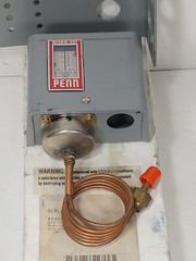 JOHNSON CONTROLS P70AB-12E / P70AB12E MICRO-SET PRESSURE CONTROL 4E039