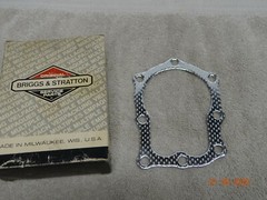 New OEM Briggs & Stratton Cylinder Head Gasket 272171, 270836