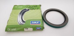 SKF 42528 OIL SEAL, SINGLE LIP WITH SPRING, 4-1/4″ x 5-1/2″ x 7/16″, NIB