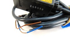 Omron E3S-2DE4 E3S2DE4 Photoelectric Switch ***USA Seller- Fast Shipping*** NEW