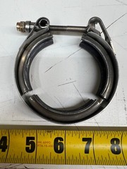V-Clamp RE568261 for John Deere Machinery and Applications Alloy Steel Ideal