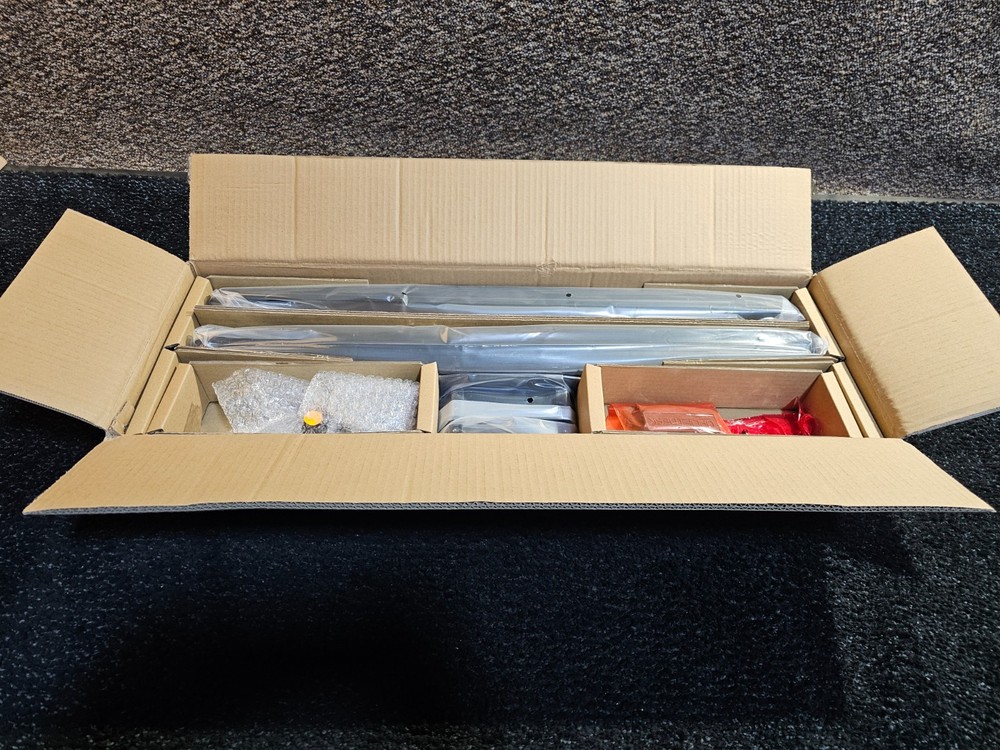 Uplift Desk FRM503B V2 2-Leg Standing Desk Frame Feet & Side Brackets T27 Black