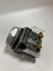 ALLEN BRADLEY 800T-A1D1 PUSHBUTTON GREEN FLUSH 1NO SERIES T