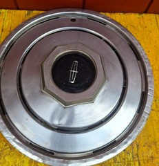 1980-1985 Lincoln Mark VI Continental Town Car Premier Hubcap Wheel Cover 16″