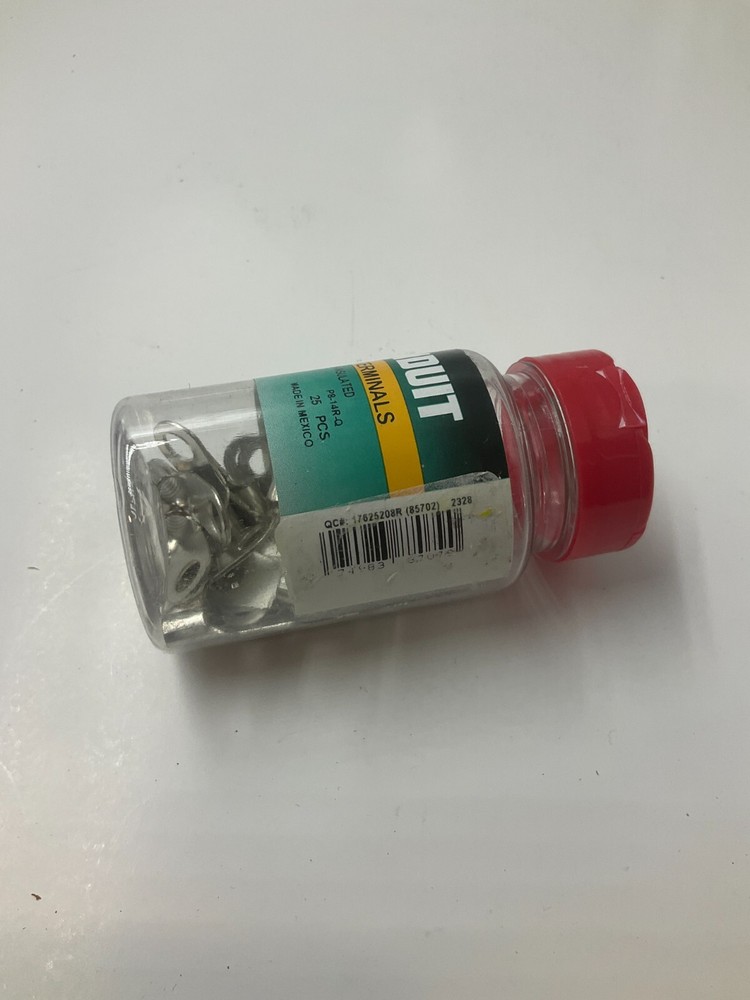 QTY 25 Panduit Ring Terminal P8-14R-Q Non-Insulated 1/4 Inch (M6)