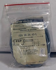 1 NEW BAUMER ELECTRIC FEG 18.24.45/L PROXIMITY SWITCH NIB ***MAKE OFFER***