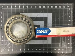 SKF 1220 KJ Sweden NIB (LPC06E)
