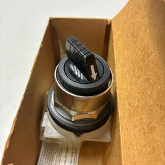 SCHNEIDER ELECTRIC 9001KS11BH13 SELECTOR SWITCH