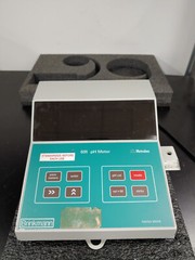 BRINKMANN METROHM 691 pH Meter