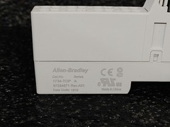 ALLEN BRADLEY 1734-OE4C POINT I/O 4 Point Analog Output Module w Terminal Base