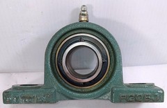 1 NEW NTN P206J 2 BOLT PILLOW BLOCK W/ UC206-104 BEARING NNB ***MAKE OFFER***