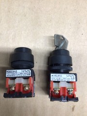 (Lot Of 2) Fuji Electric AR22JAR-2D Lock-Out Switch #4010F279
