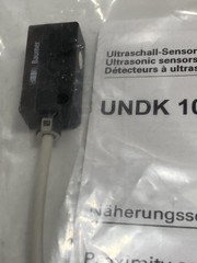 BAUMER UNDK 10P89/10600220 PROXIMITY SENSOR ULTRASONIC 4 PIN NIB