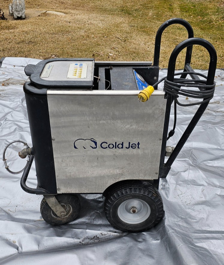 Cold Jet Aero 40 Dry Ice Blaster with Cold Jet Aftercooler (contracter package)