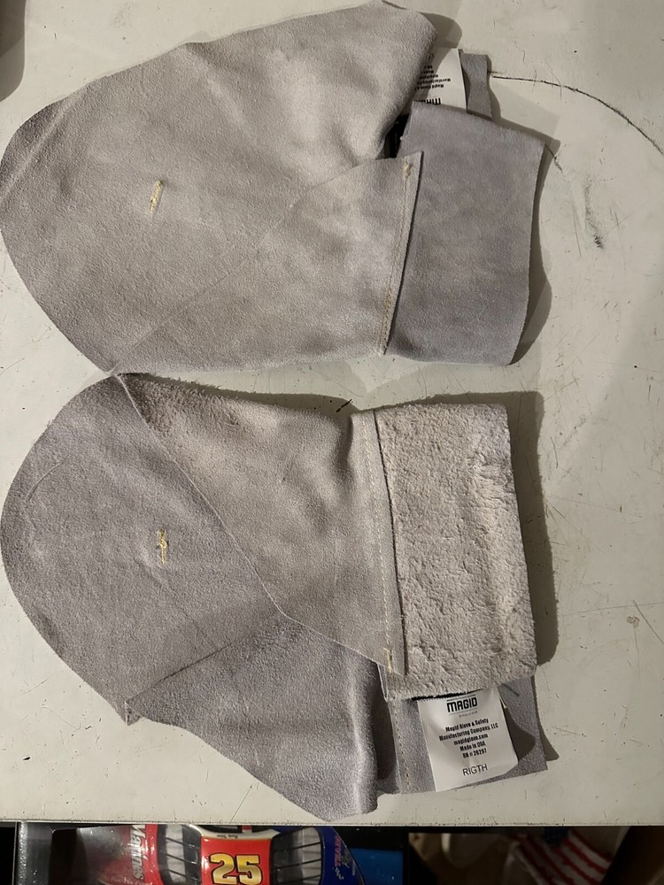 CL1390 Pearl Grey 6 in Split Leather Spat with 8 in Flare