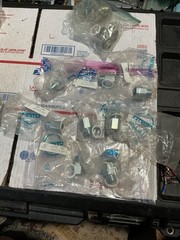 LOT OF 8 NEW IN BAG! FESTO 1/2″ PNEUMATIC ADAPTERS AD-1/2-1/2NPT A5
