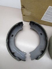 Ford Motorcraft BRP-771 Parking Brake Shoe Set 9U2Z-2A753-A FMS771NH