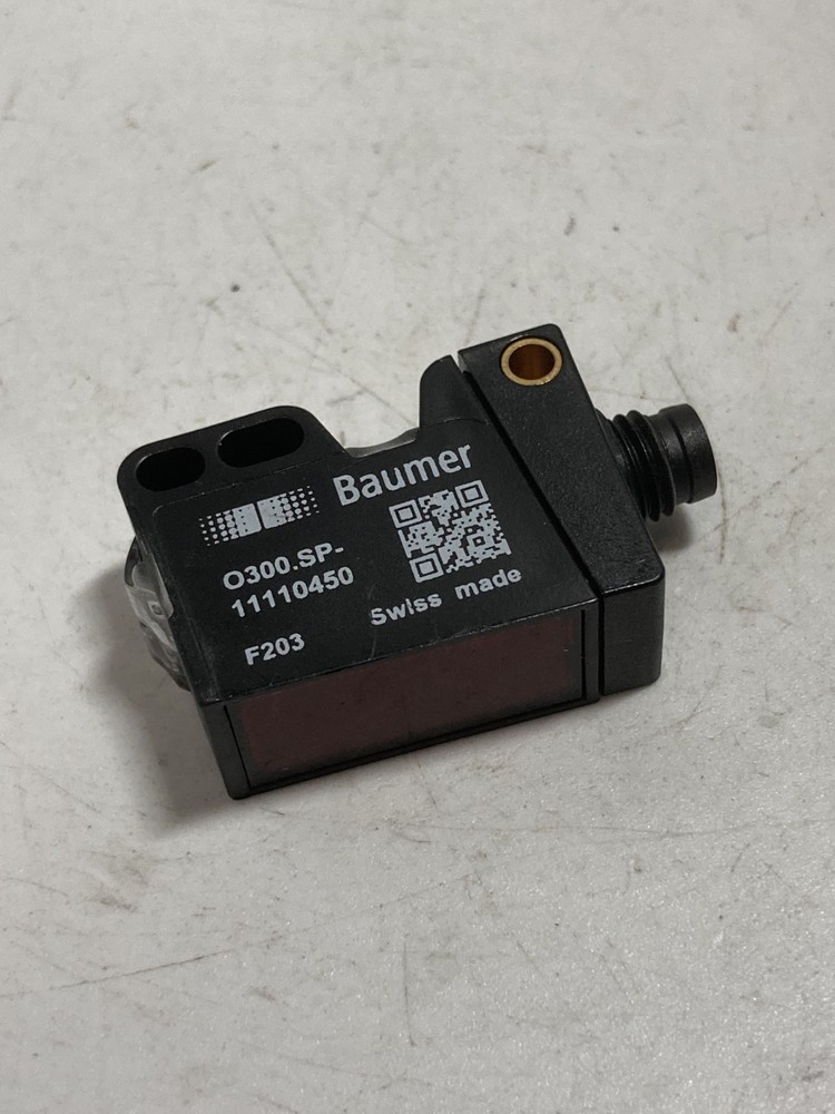 BAUMER 0300.SP-11110450 PHOTOELECTRIC SENSOR LIGHT BARRIER 10-30VDC LED NNB