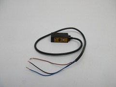 OMRON E3S-2DE4 12-24VDC NSNP