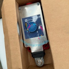 1PCS Schneider XY2CH13290 1NO2NC New In Box Pull Cord Emergency Stop Switch