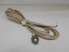 BAUMER ELECTRIC IFRM 08P1701/PL INDUCTIVE PROXIMITY SENSOR 3 WIRE 10-30V DC NNB