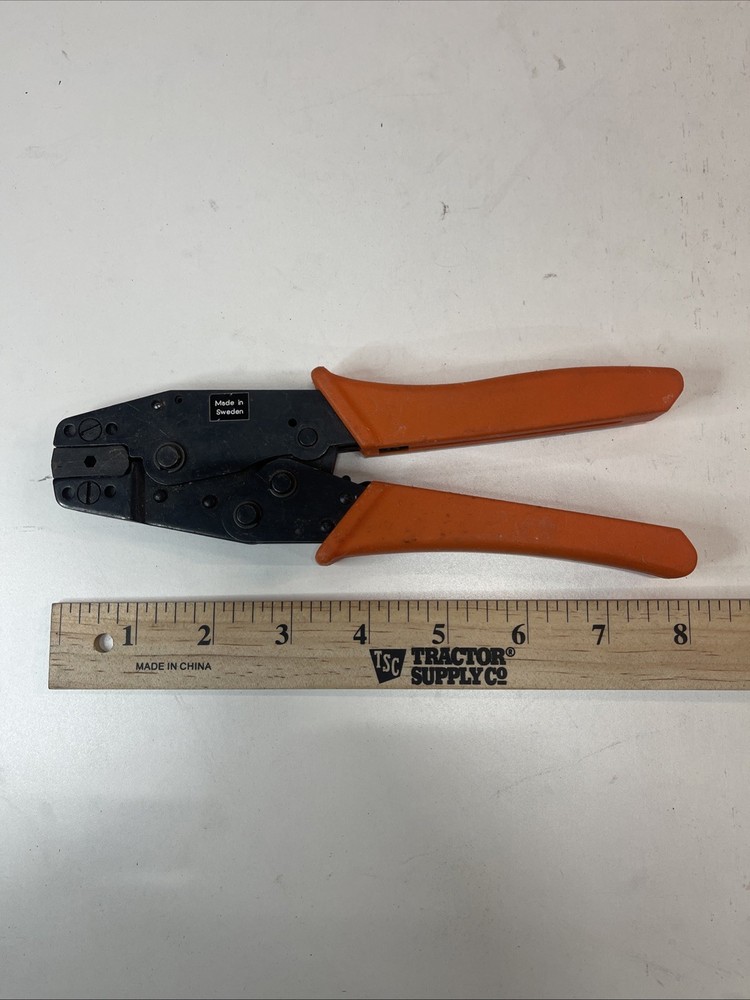 Fiber Optic Hand Ratcheting Crimp Tool. Unknown Brand Made in Sweden
