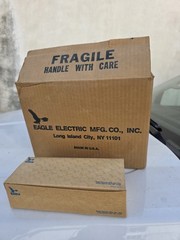 Plug 15A 125V 2Pole 3 Wier 1Box 100 Pieces