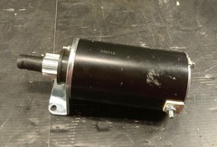 1 NEW BRIGGS & STRATTON 240715 STARTER MOTOR NNB ***MAKE OFFER***