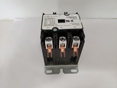 SERVICE FIRST CTR02578 CONTACTOR 3P 40A 120V 50/60HZ NIB