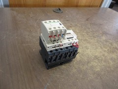 Schneider Electric Reversing Contactor LC2D18G7 120V Coil 32A 600V Used