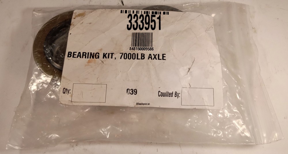 1 NEW LIPPERT 333951 7000 LB AXLE BEARING KIT NIP ***MAKE OFFER***
