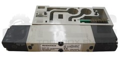 NEW AVENTICS 051BB400M000061 SOLENOID VALVE 120PSIG, 24VDC, 1.35W
