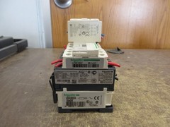 Schneider Electric Reversing Contactor LC2D18G7 120V Coil 32A 600V Used