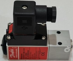 DANFOSS MBC5100 PRESSURE CONTROL SWITCH 5.00 BAR – 30.00 BAR 061B000366