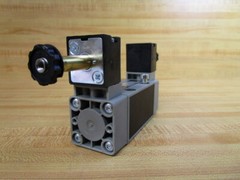 Aventics 0820 024 992 Directional Valve 0820024992 W/2 Valves
