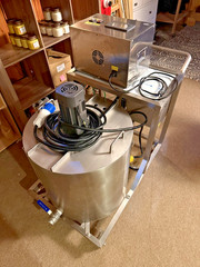 Wax or Liquid Melting/Mixing/Pumping Machine