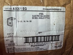 44 QTY – Superstrut AB201-EG 90deg Steel Angle Fitting w/ Silver Galv LOT